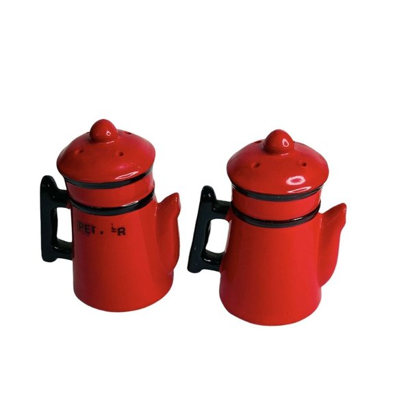 Red Coffee Pots Salt and Pepper Shaker Set 4" with Plugs Made in Japan - Picture 5 of 6